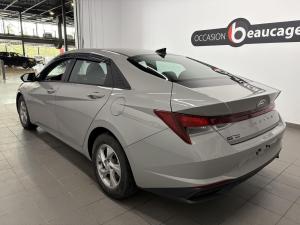 Miniature 6 Hyundai Elantra Essential 2022