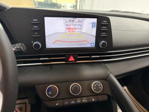 Miniature 9 Hyundai Elantra Essential 2022