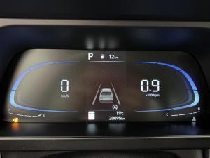 Miniature 9 Hyundai Elantra Essential 2025