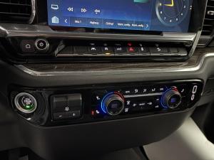 Miniature 12 Chevrolet Silverado 1500 RST 2023