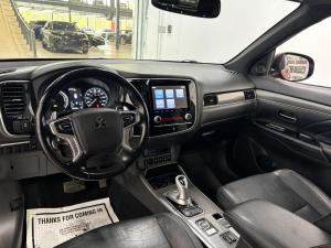 Miniature 14 Mitsubishi Outlander PHEV 2020