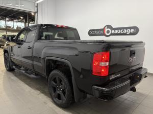 Miniature 6 GMC Sierra 1500 Base 2018