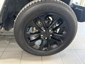 Miniature 5 Jeep Wrangler 4xe Sahara 2023