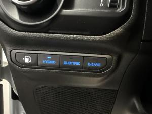 Miniature 17 Jeep Wrangler 4xe Sahara 2023