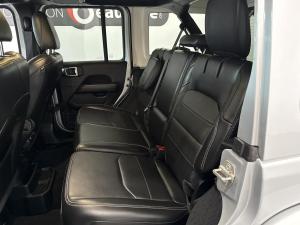 Miniature 19 Jeep Wrangler 4xe Sahara 2023