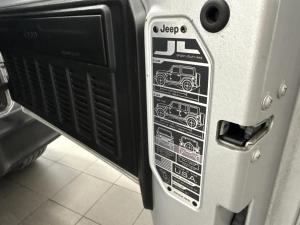 Miniature 22 Jeep Wrangler 4xe Sahara 2023