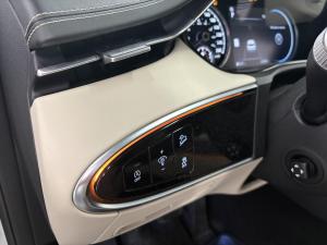 Miniature 9 Genesis GV70 2.5T Advanced 2023