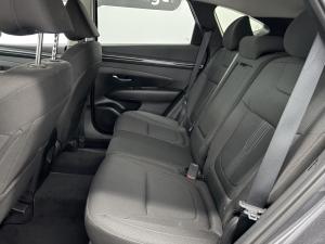 Miniature 13 Hyundai Tucson Essential 2023