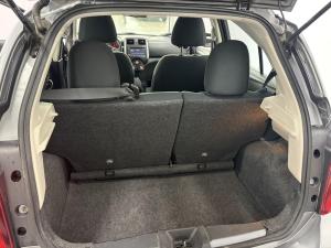 Miniature 12 Nissan Micra  2019