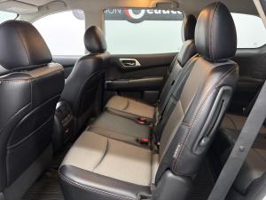 Miniature 12 Nissan Pathfinder SV 2020