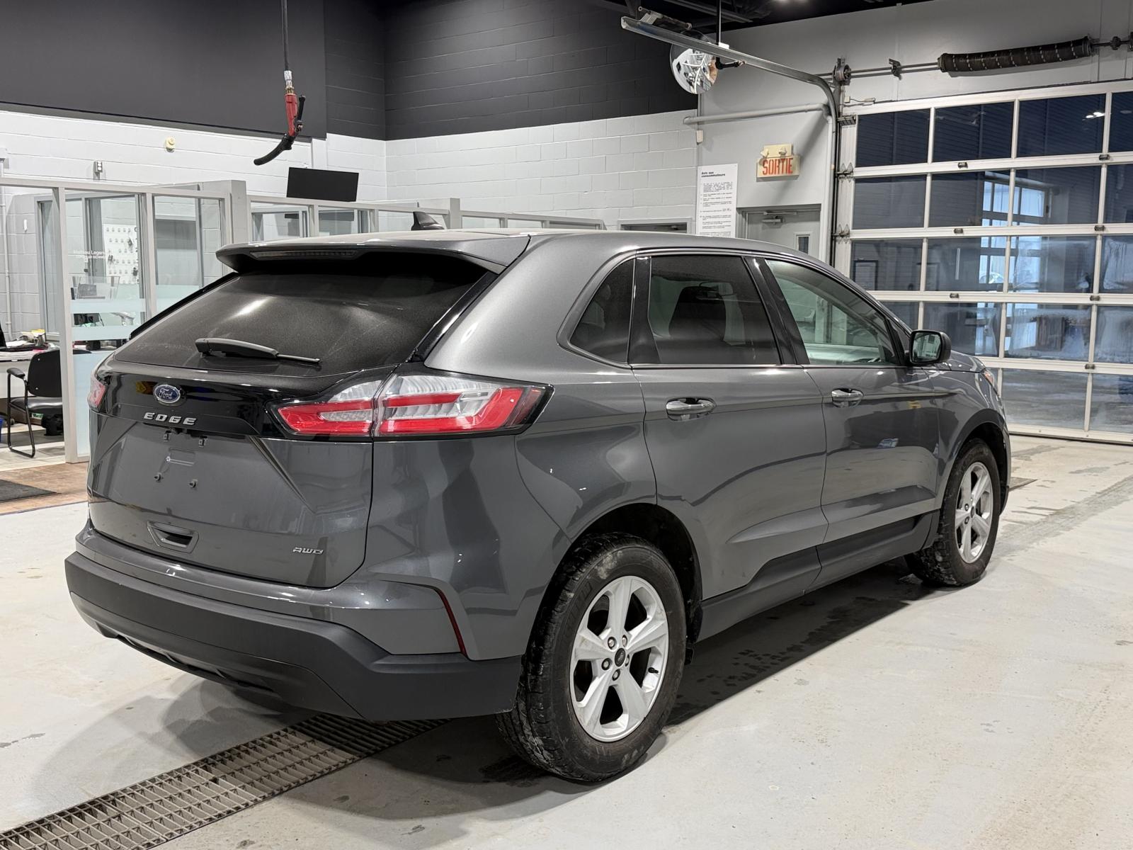 Image 6 Ford Edge SE 2023