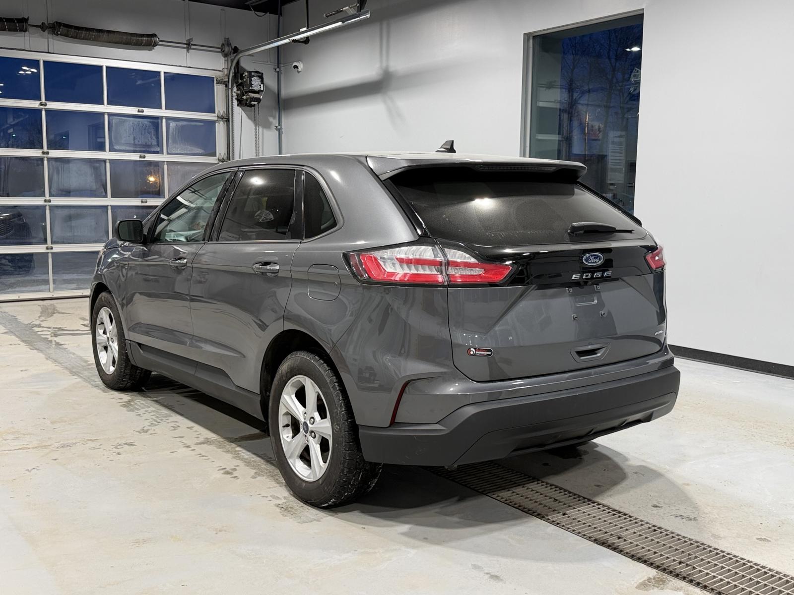 Image 4 Ford Edge SE 2023