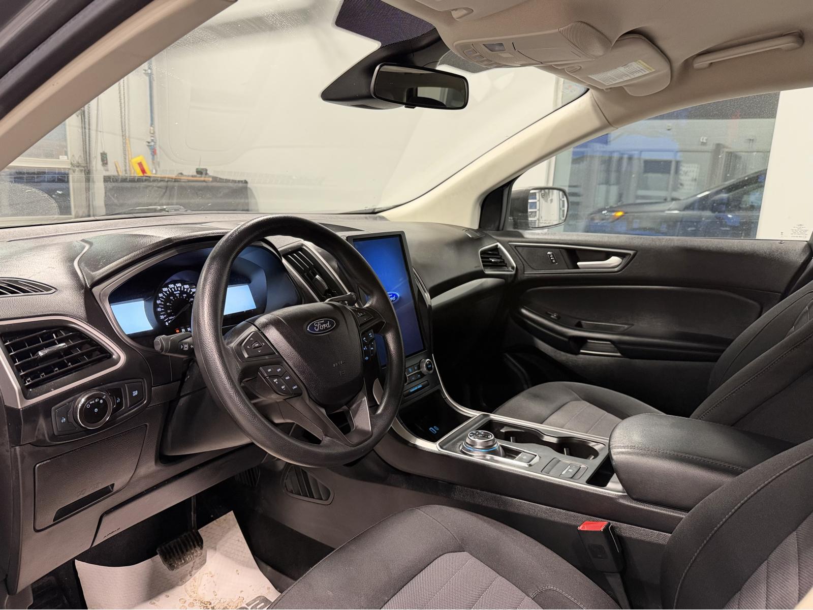 Image 10 Ford Edge SE 2023
