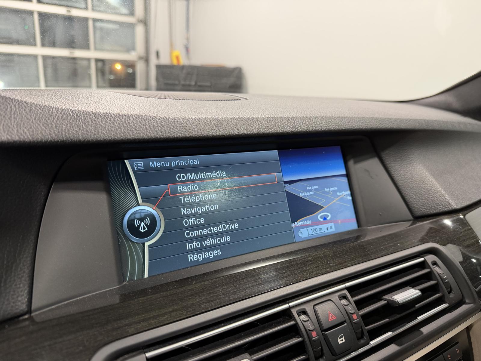 Image 21 BMW 5 550i xDrive 2011