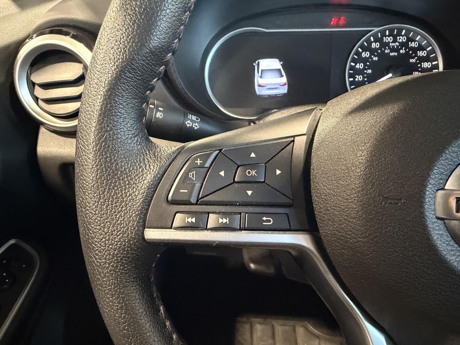 Image 11 Nissan Versa SR 2021