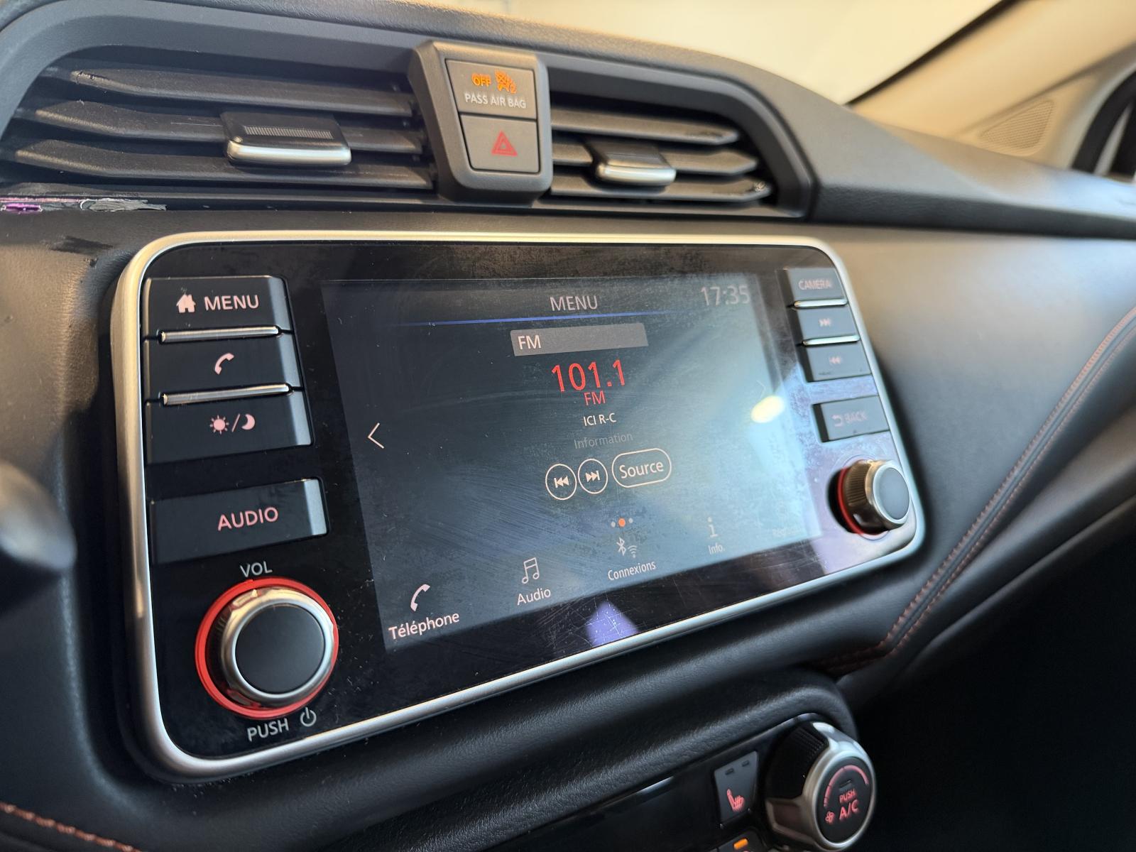 Image 14 Nissan Versa SR 2021