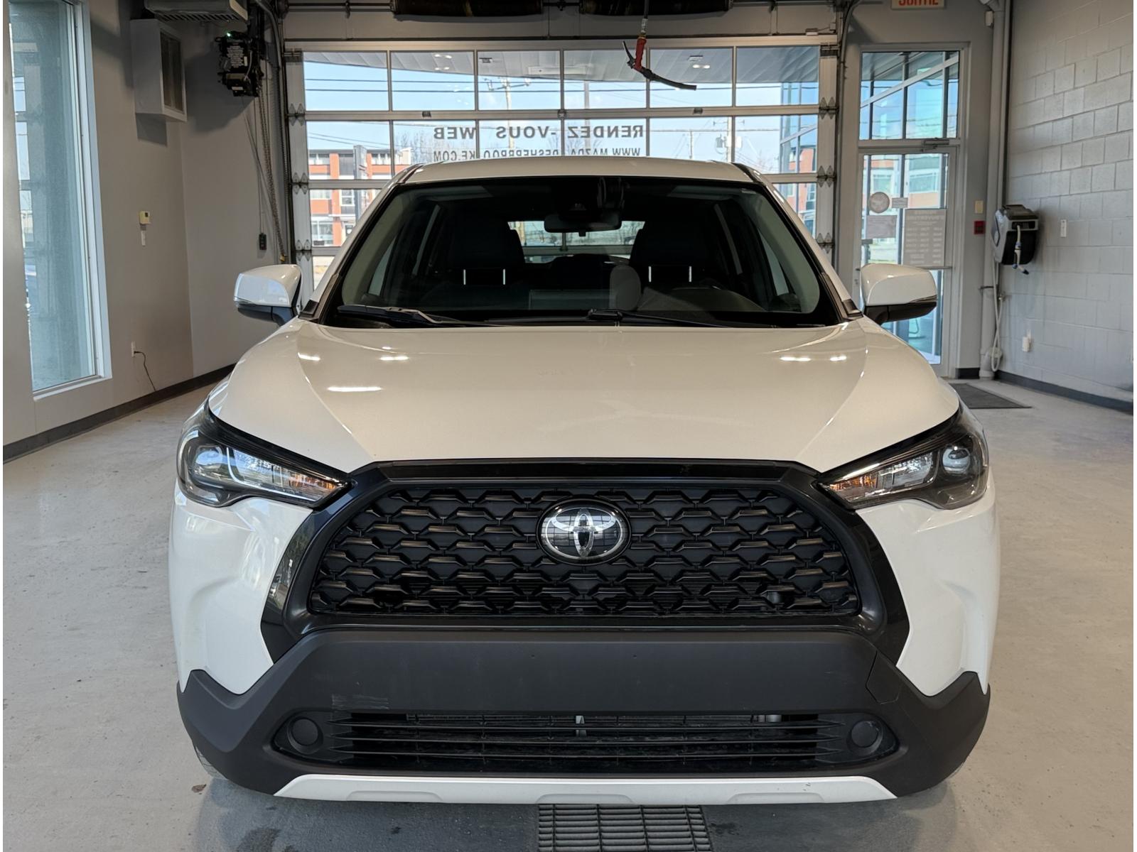 Toyota Corolla Cross LE 2022 — photo 7