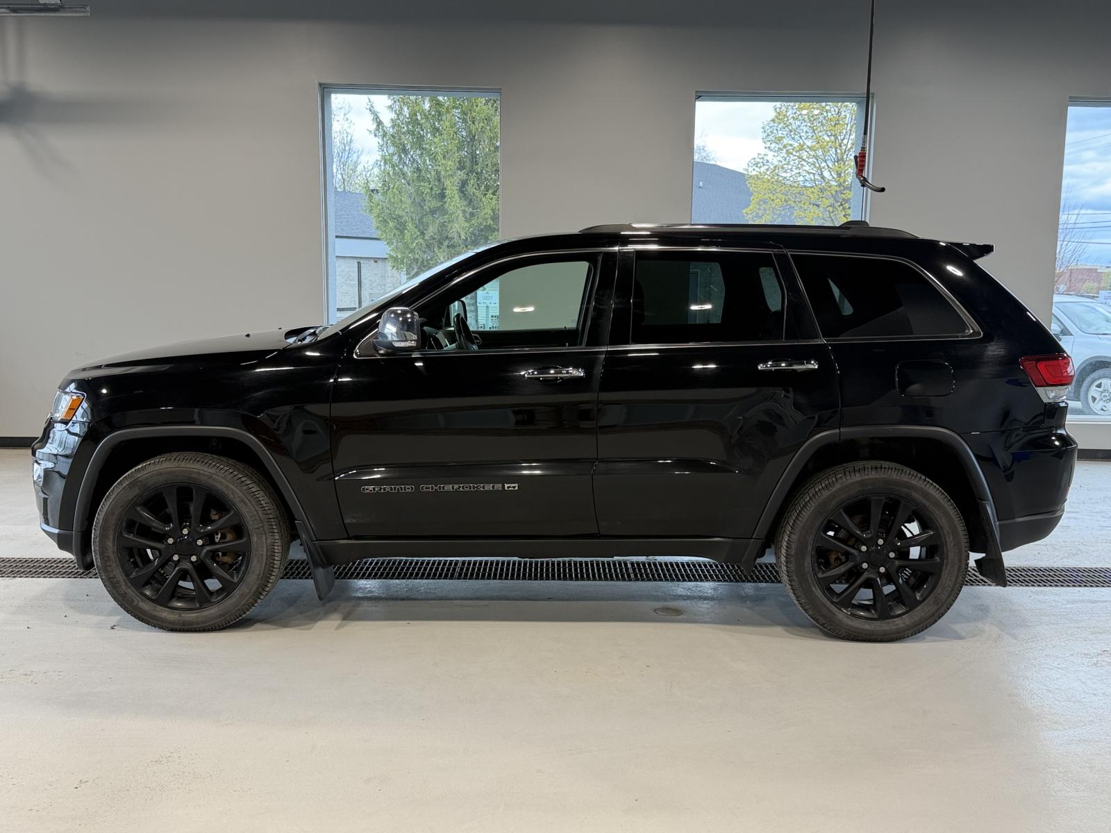 Jeep Grand Cherokee WK Limited 2022 — photo 3