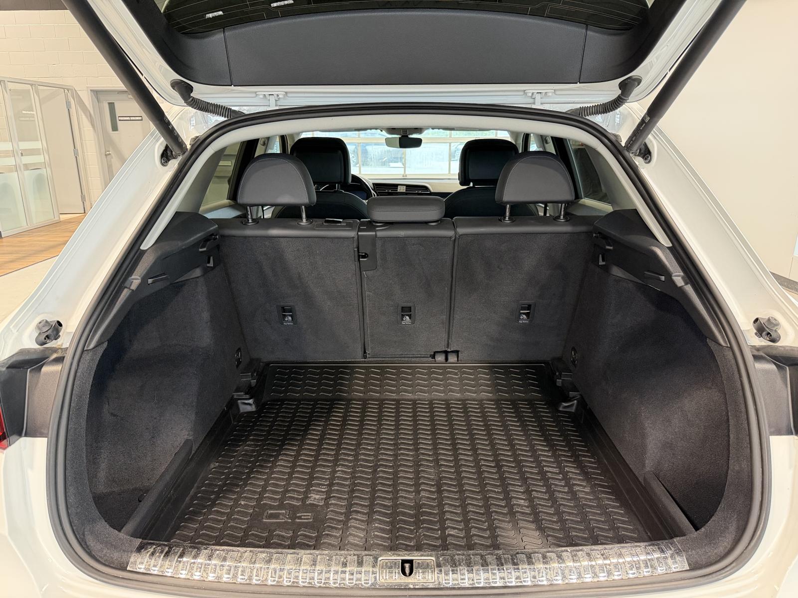 Audi Q3 Progressiv 45 2021 — photo 6