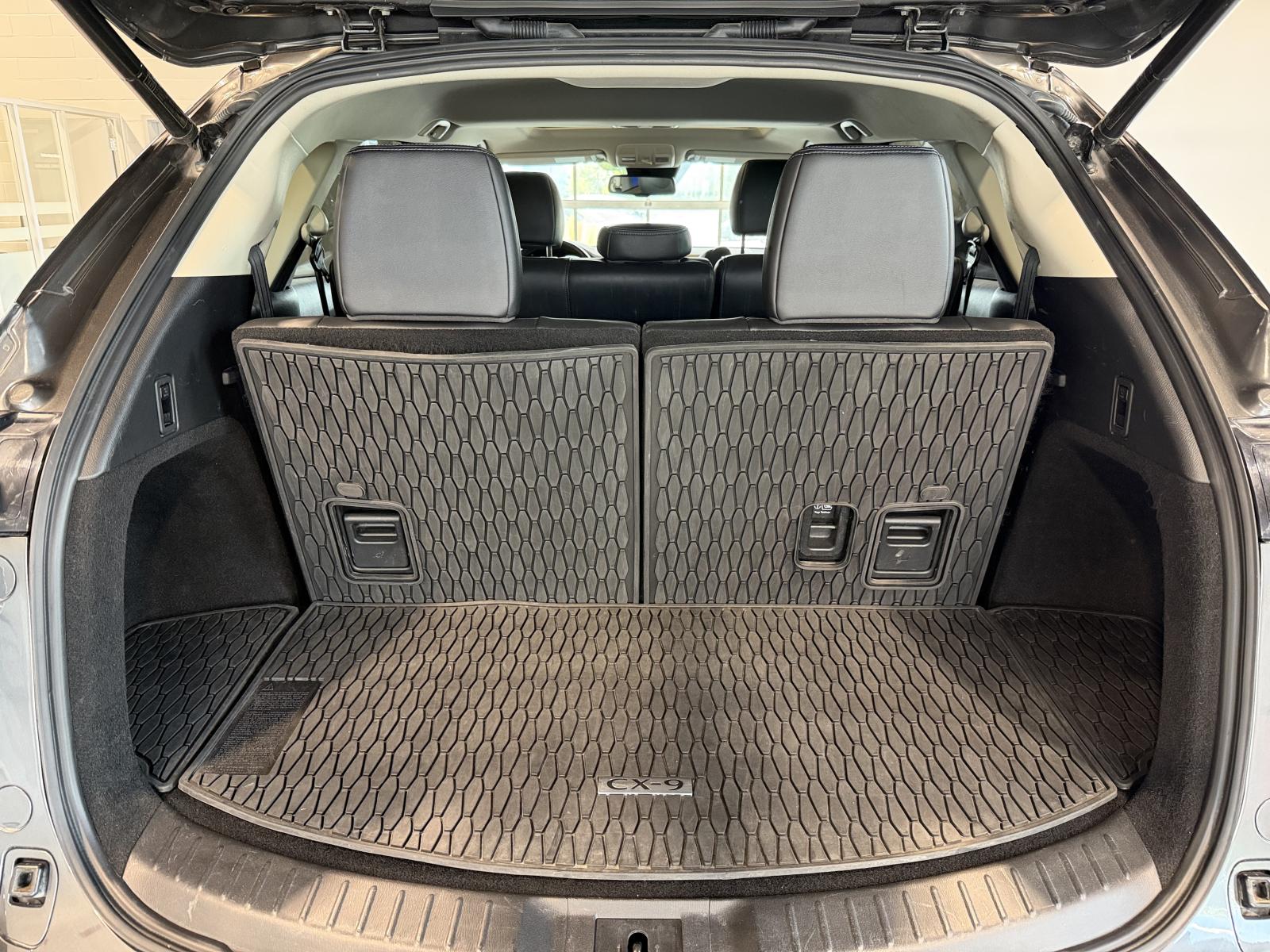 Mazda CX-9 GS-L 2023 — photo 6