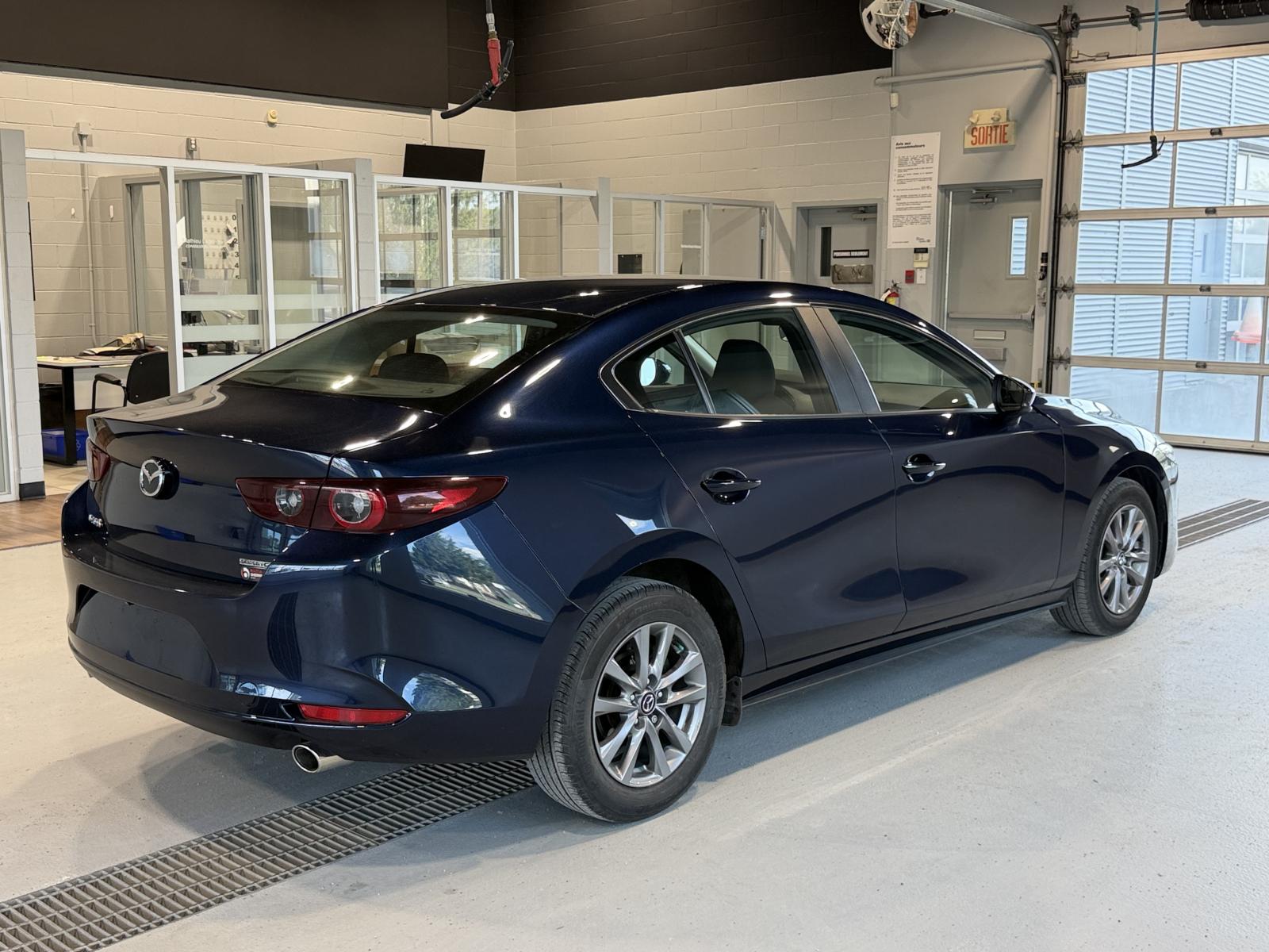 Mazda Mazda3 GX 2022 — photo 6