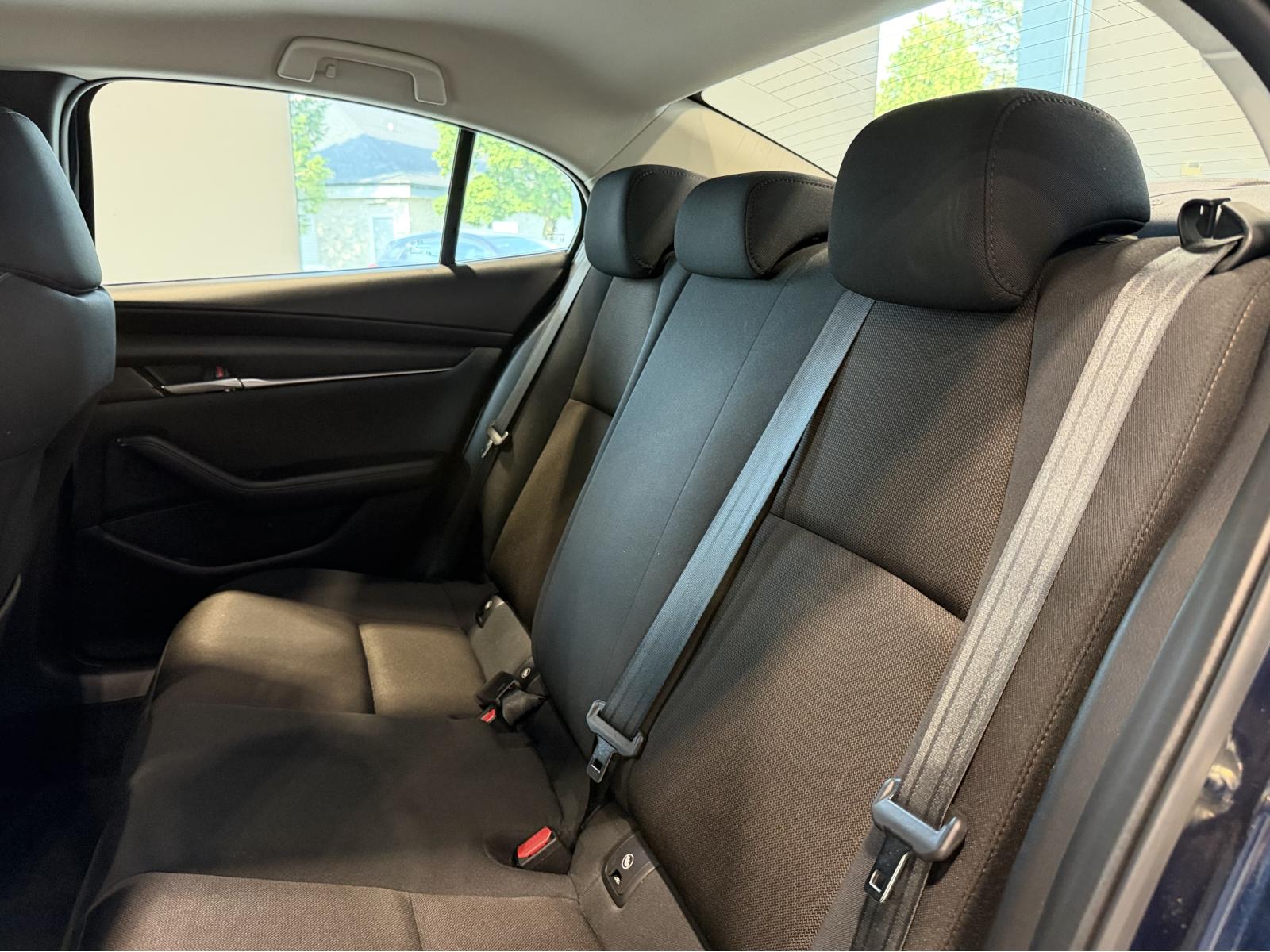 Mazda Mazda3 GX 2022 — photo 8