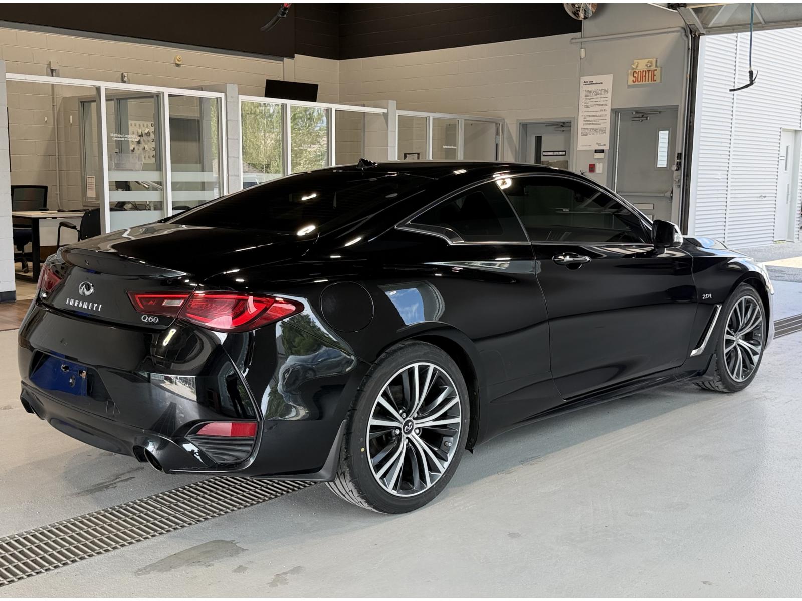 Infiniti Q60 Pure 2018 — photo 6