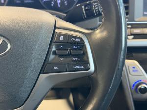 Miniature 14 Hyundai Elantra GLS 2017