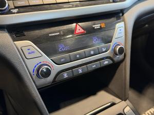 Miniature 18 Hyundai Elantra GLS 2017