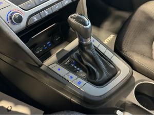 Miniature 19 Hyundai Elantra GLS 2017