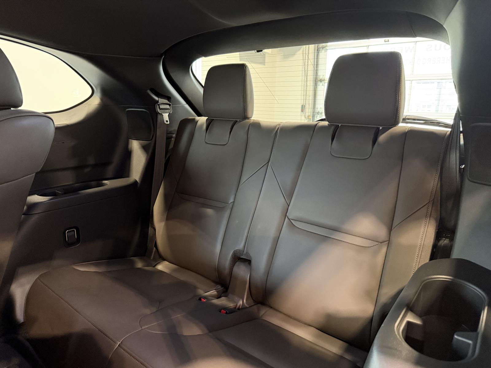 Mazda CX-9 Signature 2023 — photo 8