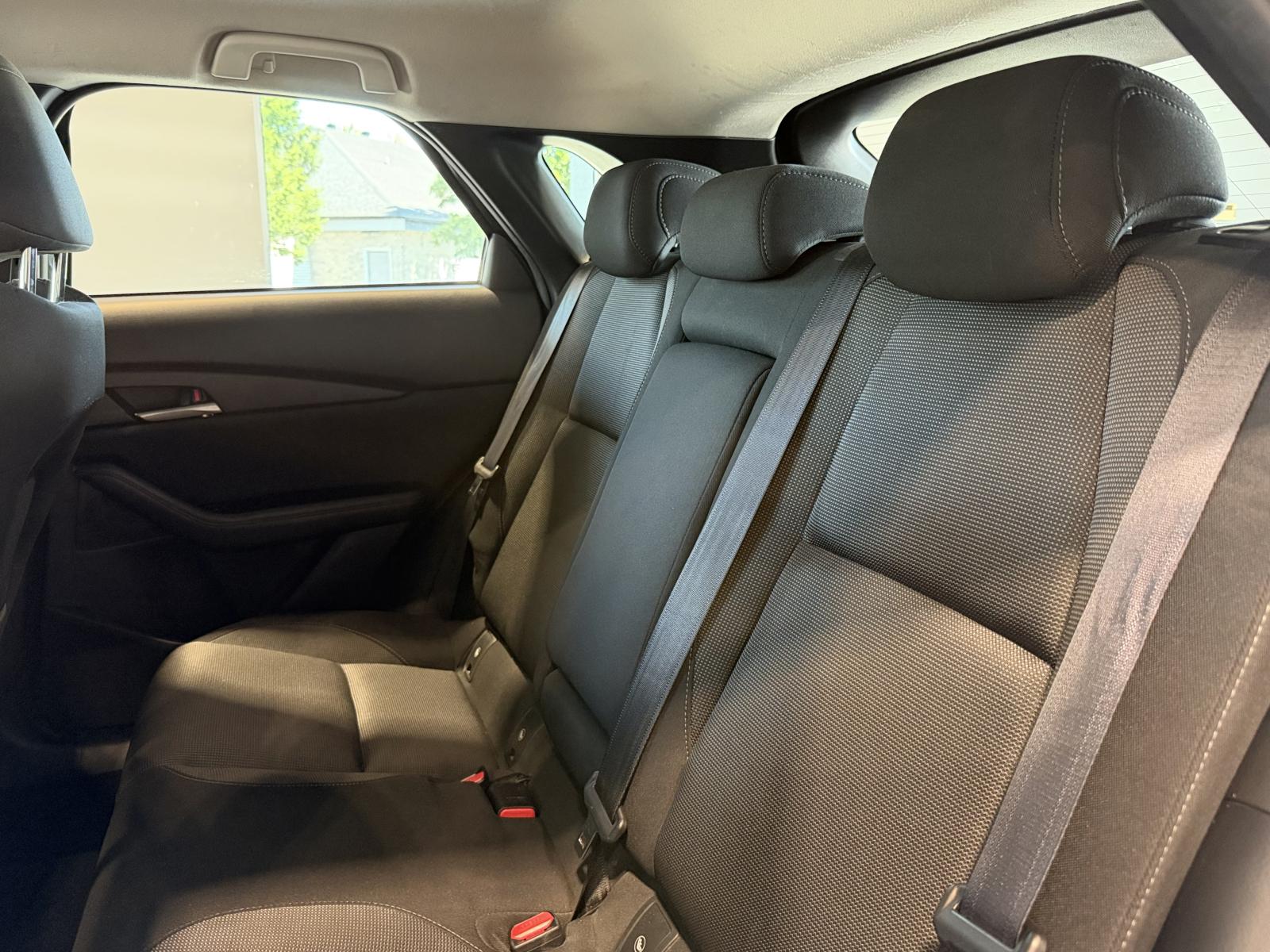 Mazda CX-30 GX 2023 — photo 8
