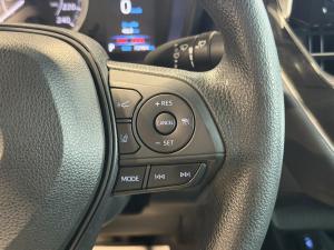 Miniature 14 Toyota Corolla LE 2020