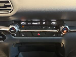 Miniature 18 Mazda CX-30 GS 2025