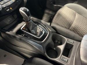 Thumbnail 20 Nissan Rogue SV 2020