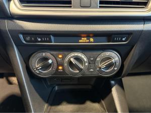 Miniature 19 Mazda Mazda3 Sport GS 2018