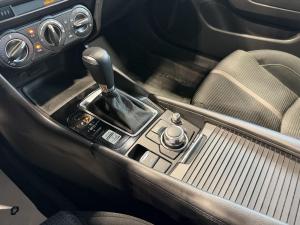 Miniature 19 Mazda Mazda3 GS 2017