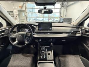 Thumbnail 21 Mitsubishi Outlander LE Premium 2022