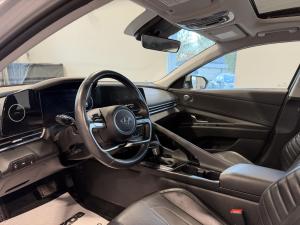 Miniature 10 Hyundai Elantra Luxury Luxury 2023