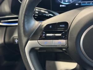 Miniature 13 Hyundai Elantra Luxury Luxury 2023