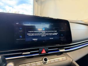 Miniature 17 Hyundai Elantra Luxury Luxury 2023