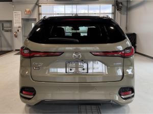 Miniature 5 Mazda CX-70 PHEV GT 2025