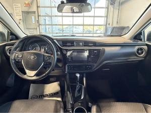 Miniature 20 Toyota Corolla SE 2017