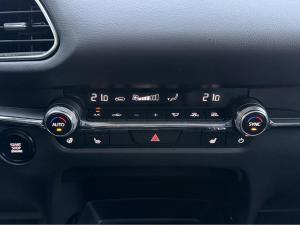 Miniature 19 Mazda CX-30 GS Luxury 2024
