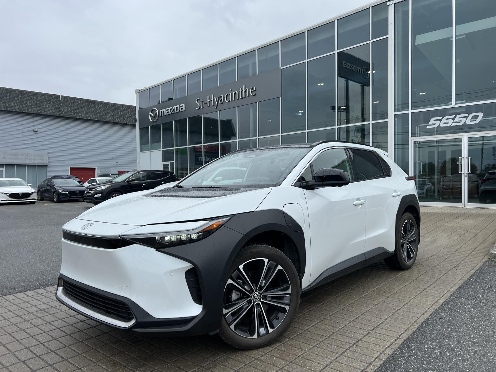 Toyota bZ4X XLE 2024
