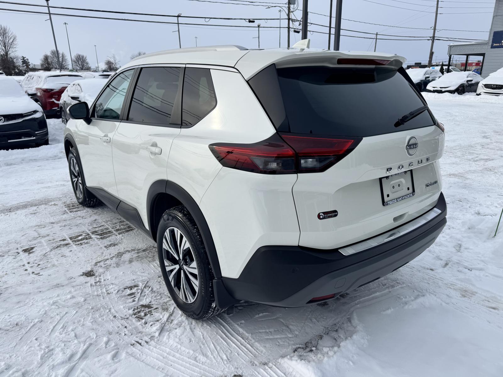 Image 5 Nissan Rogue SV 2023
