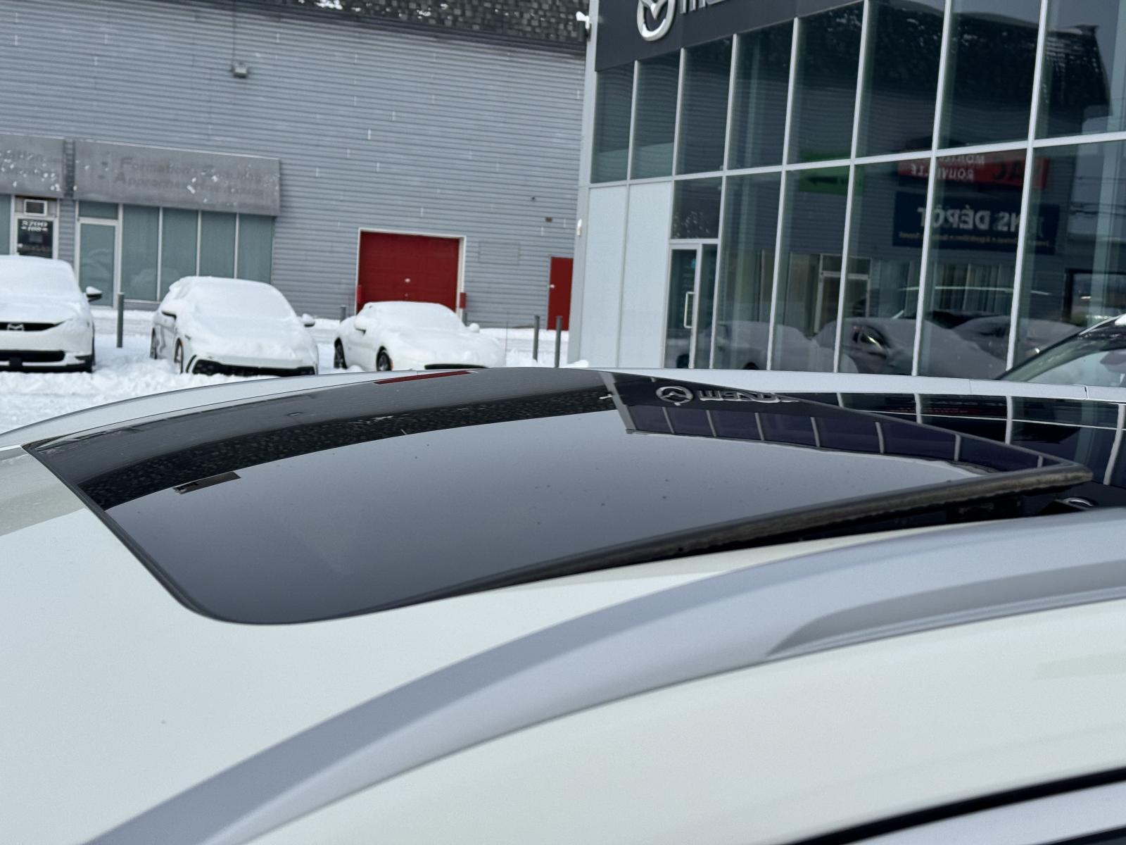 Image 15 Nissan Rogue SV 2023