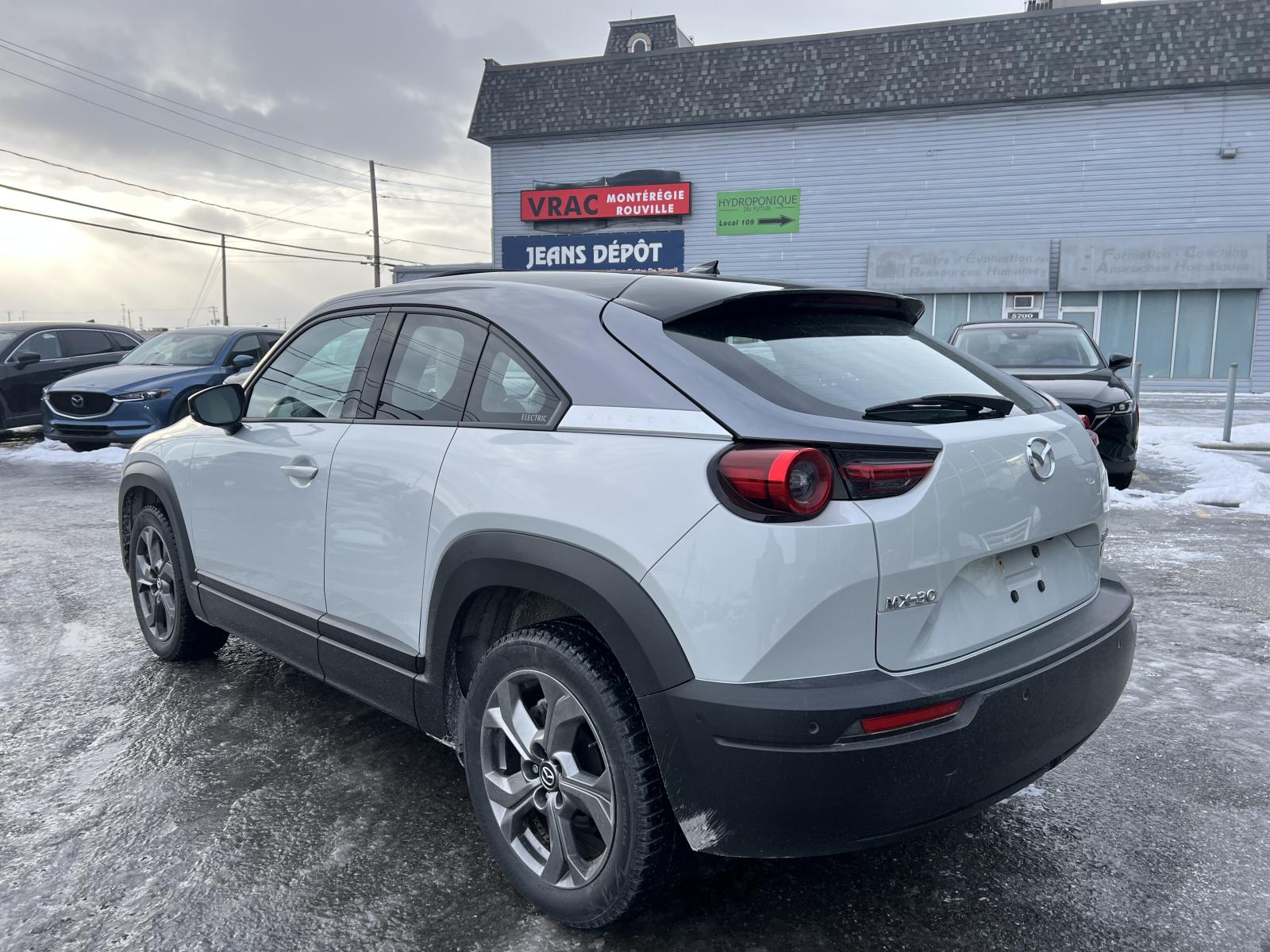 Image 4 Mazda MX-30 GT 2022