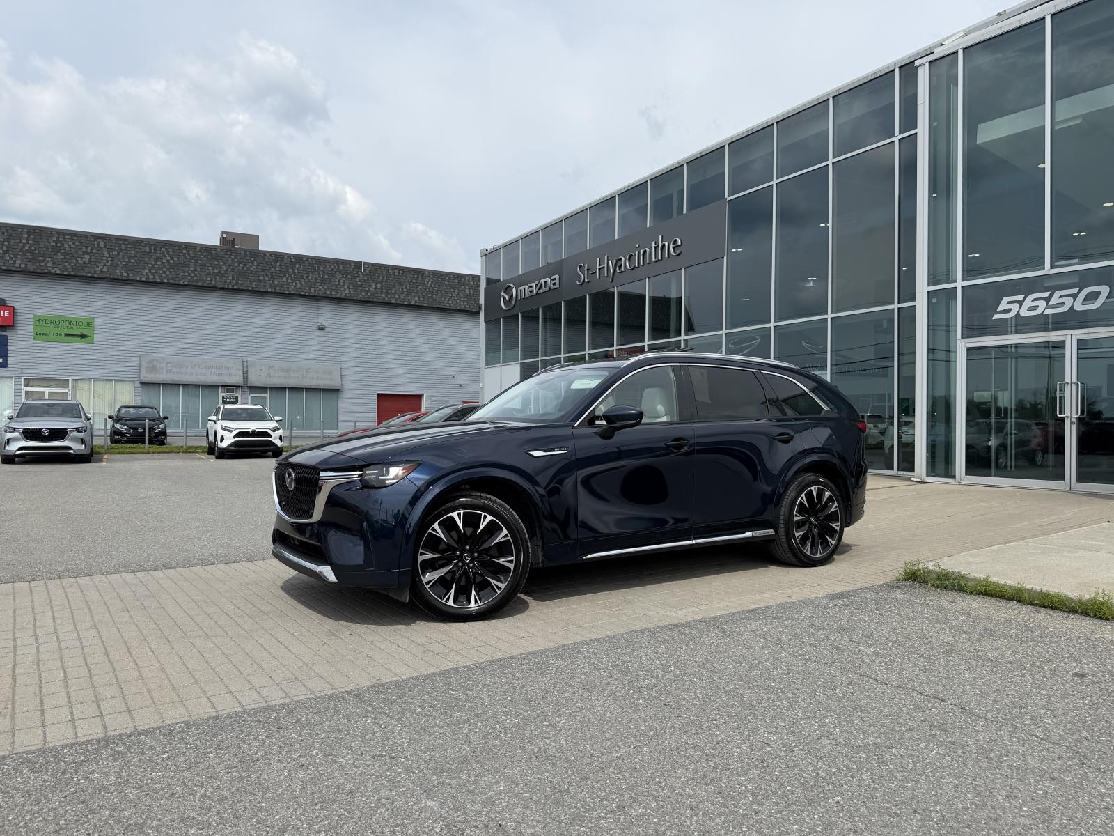 Mazda CX-90 Signature MHEV 2024 — photo 2