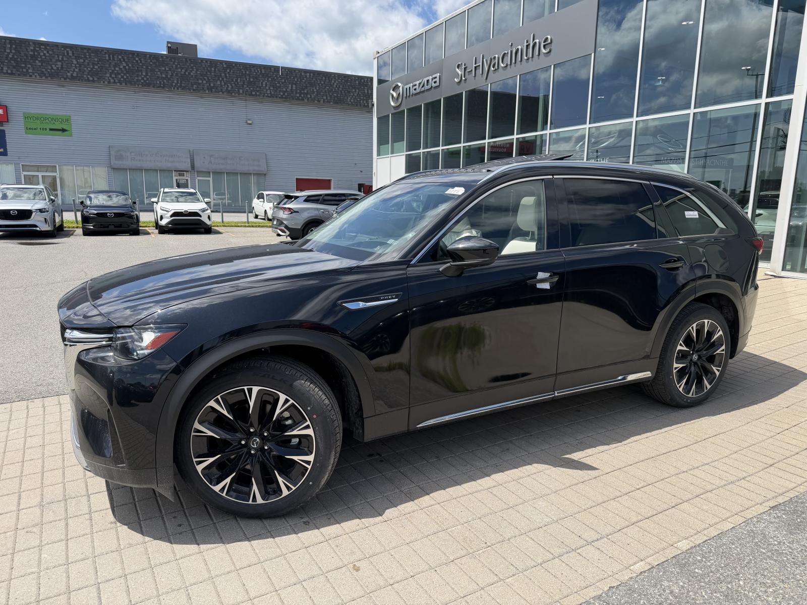 Mazda CX-90 PHEV GT 2025 — photo 3